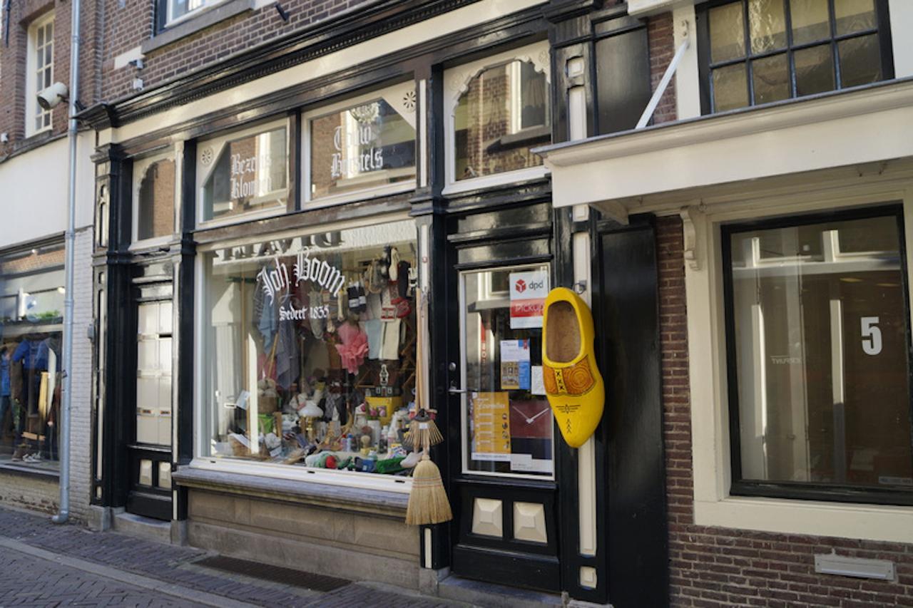 De Zes Wielen Alkmaar Bagian luar foto