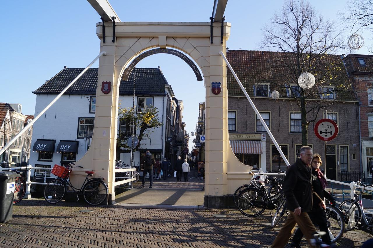 De Zes Wielen Alkmaar Bagian luar foto