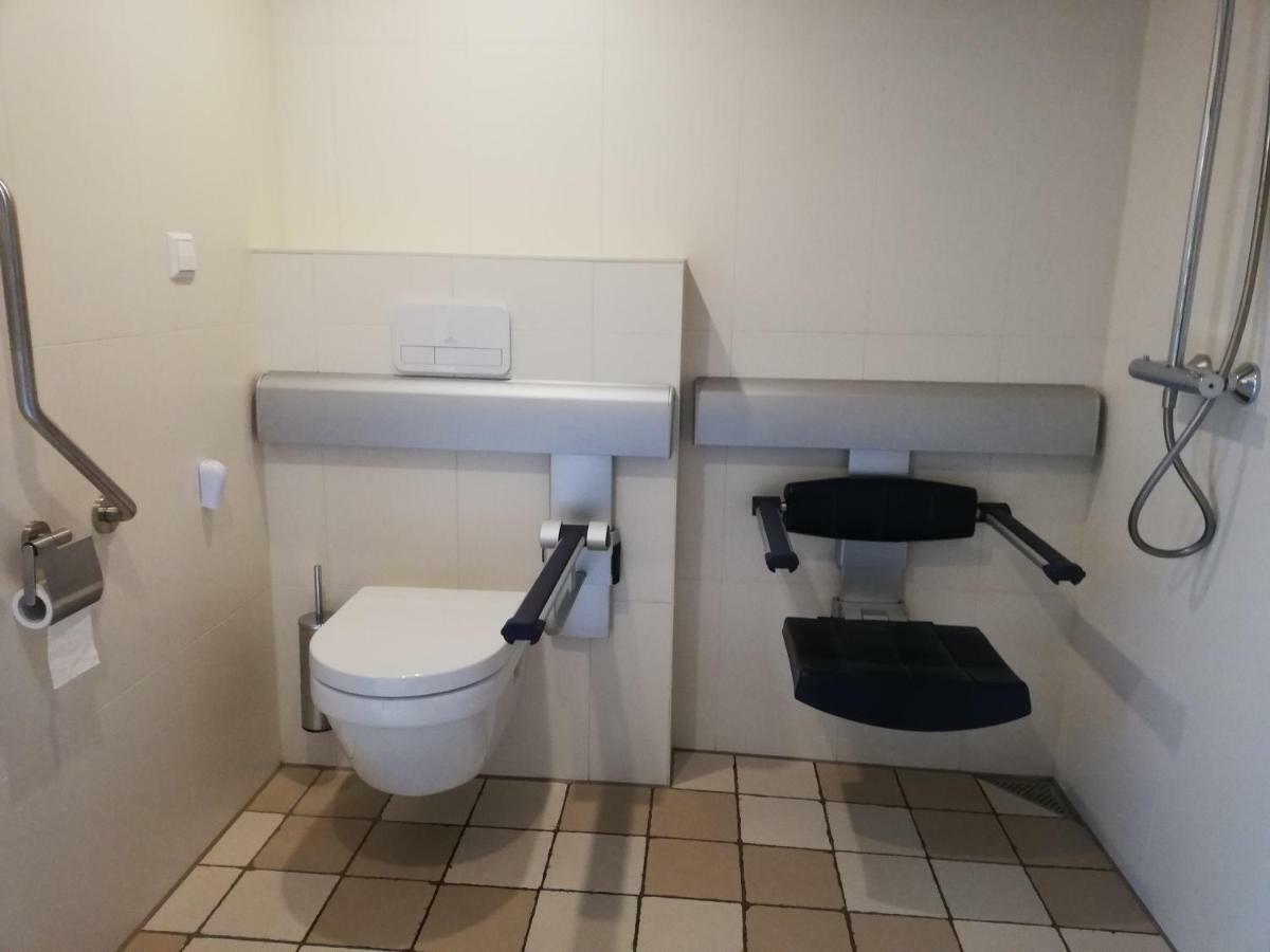 De Zes Wielen Alkmaar Bagian luar foto